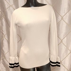 Ralph Lauren signature sweater in off-white with black ruffle sleeve Size M